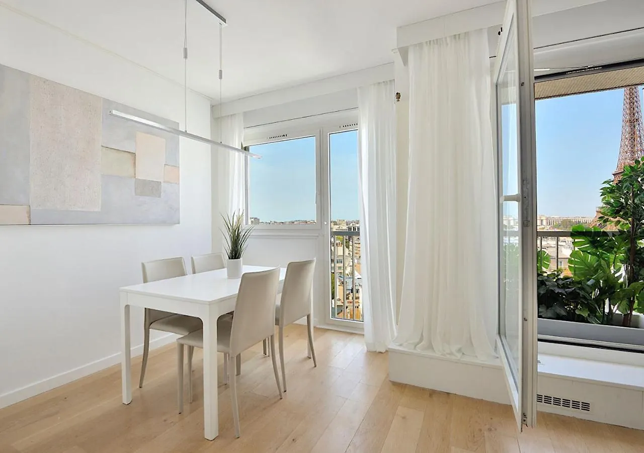 Magical Modern Apartment Eiffel Tower, Paris The Million Dollar View 0*,